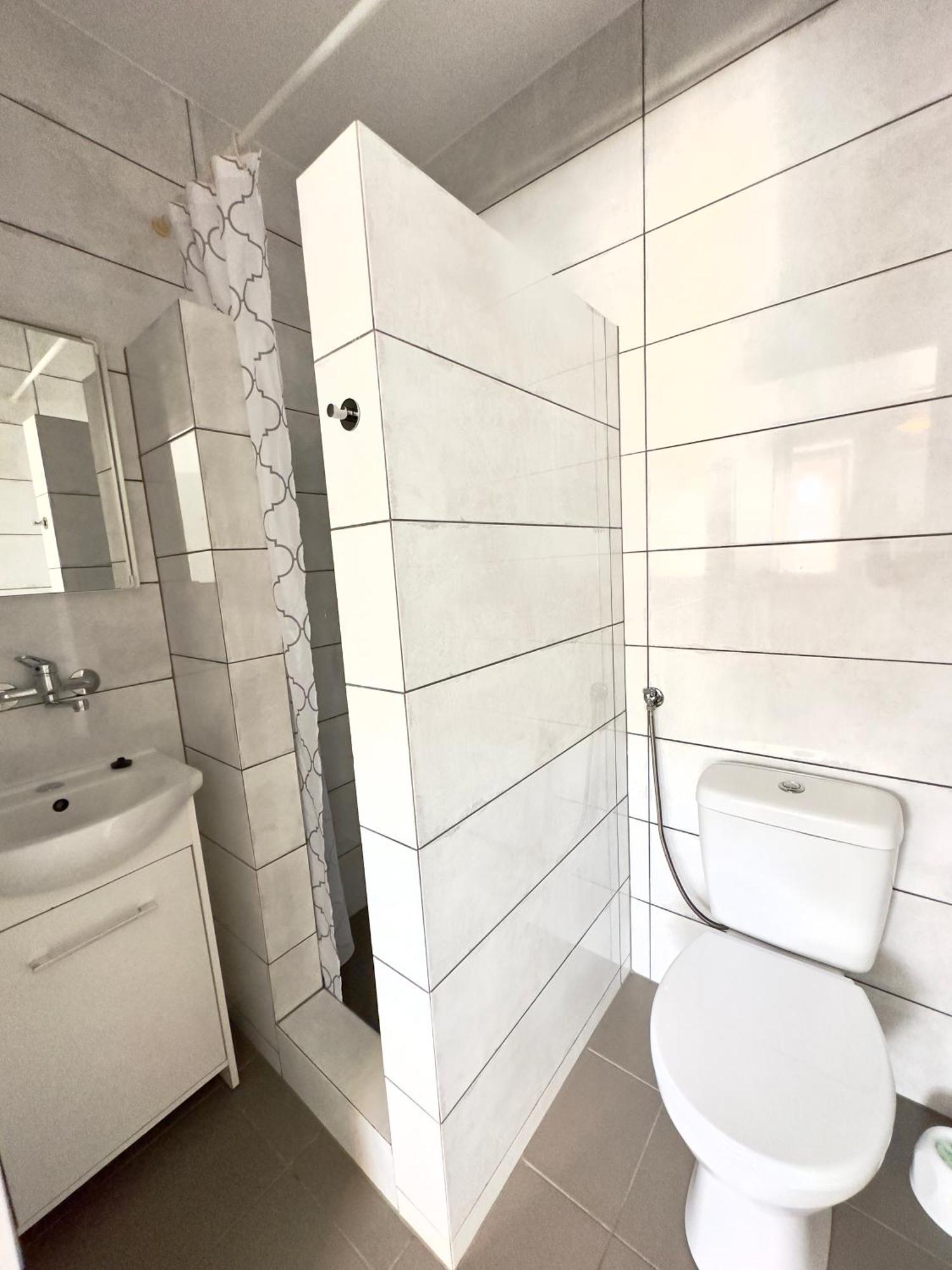 Mad-room Homestay